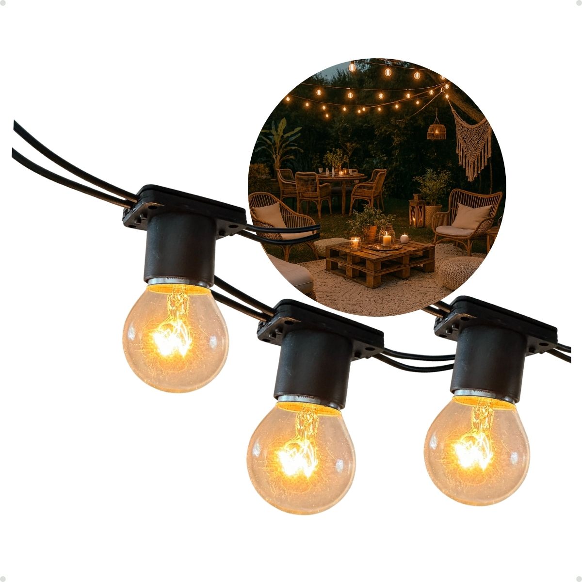 Varal de luzes com lâmpadas acesas em detalhe